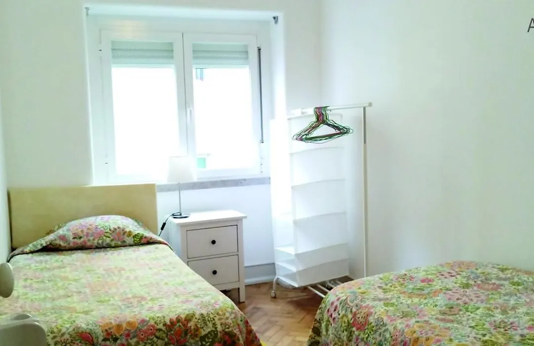 Charming Family Apartment-1